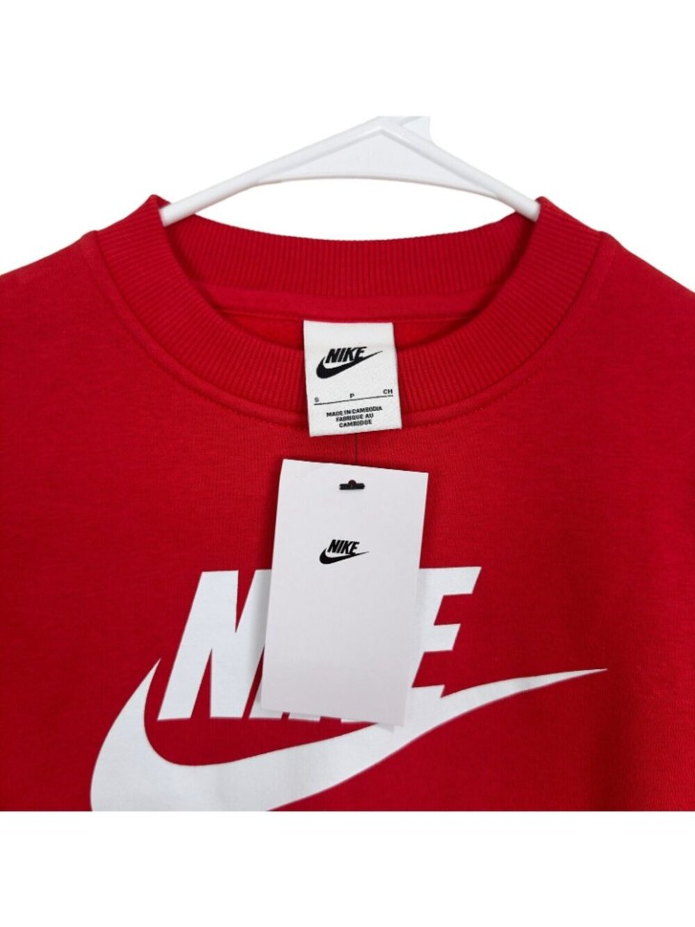 Nike Kids Small Red Sweatshirt Long Sleeve Logo Classic Standard Print -NEW - Picture 4 of 10